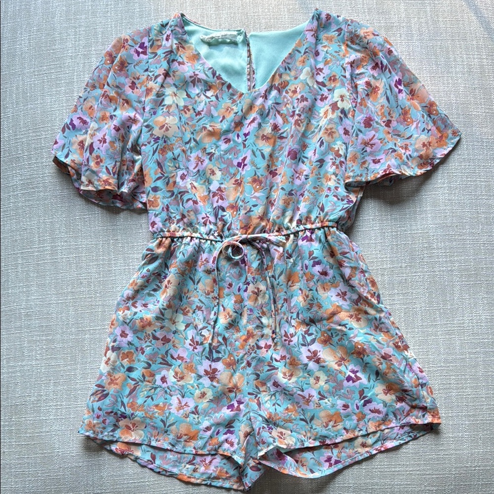 Sadie & Sage Floral Short Sleeve Romper